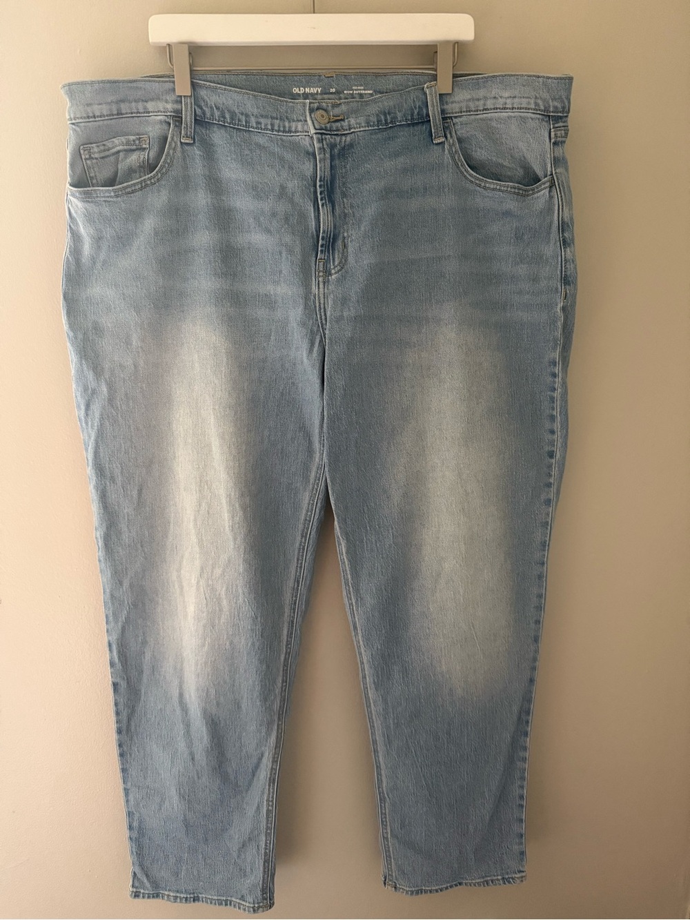 Mid-rise jeans